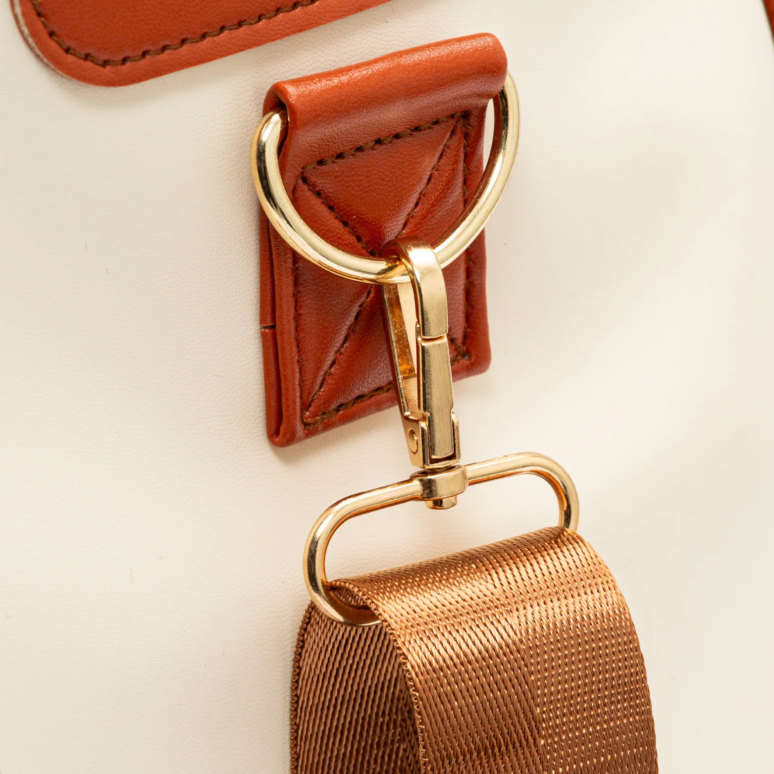 Luhxe Travel Bag 2.0 (Fall Sale) - Image 15